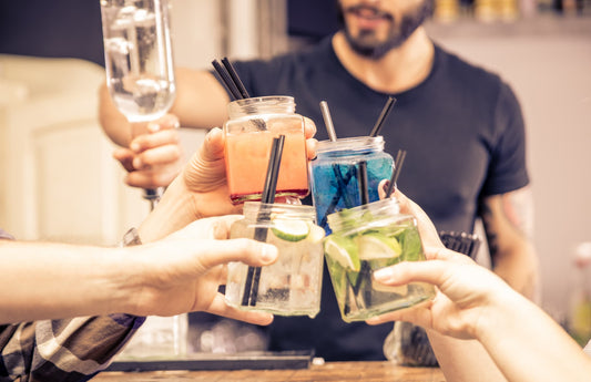 Día del Hombre: Celebra el 19 de Noviembre con Gin Elemental